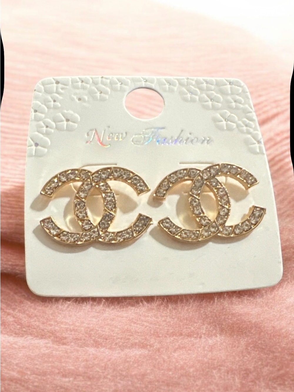 Crystal Interlocking Logo Stud Earrings - Gold
1001